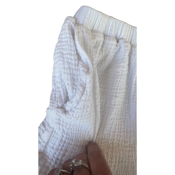Princess Polly White Textured Cotton Shorts US6 AU/UK10 EU38 Elastic Waistband L - Picture 3 of 10